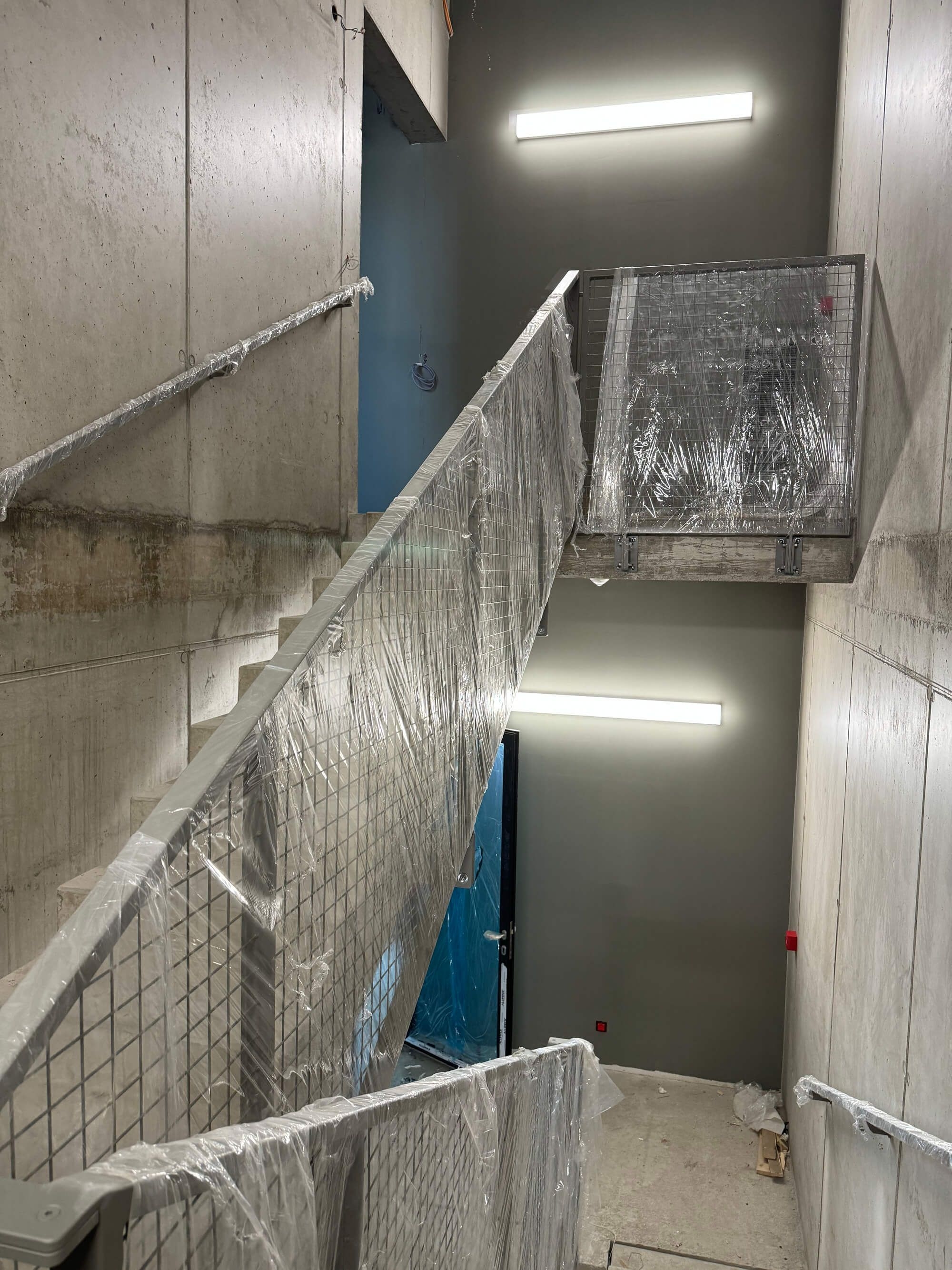 Interlocking structures in an office building - Brno undefined 1